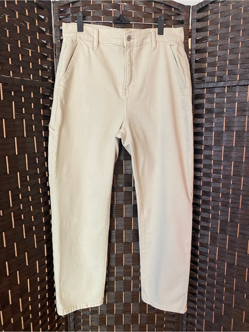 Old Navy Women's Straight Leg Pants in Light Beige